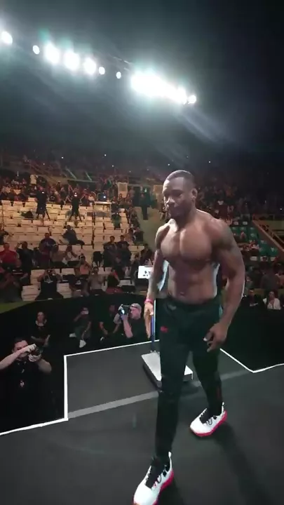 Деррик Льюис и Жаилтон Алмейда сразятся в главном бою UFC Fight Night 231