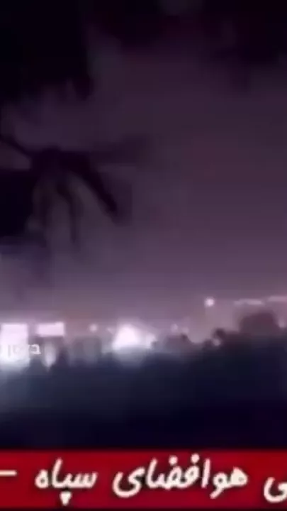 Мощный взрыв прогремел в штабе ВКС Ирана