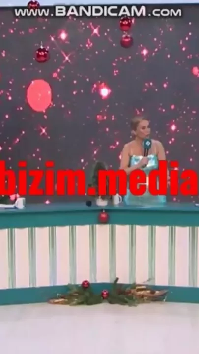 Xatunun bu hərəkəti Rozanı qəzəbləndirdi
