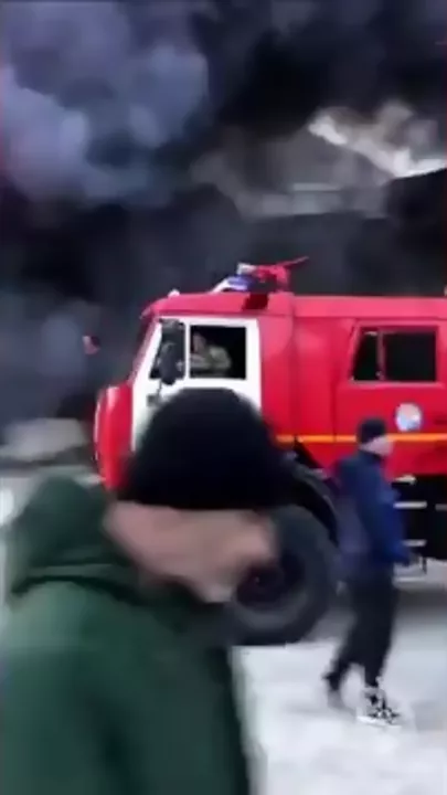 Пожар вспыхнул в спортивном зале в Дагестане
