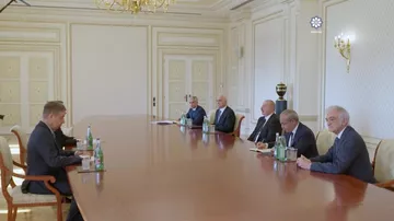 Prezident İlham Əliyev Rusiyanın Sankt-Peterburq şəhərinin qubernatorunu qəbul edib