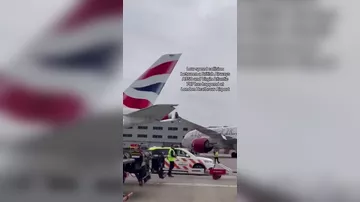 В лондонском аэропорту столкнулись два самолёта2