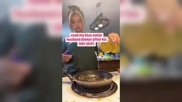 Жена самого голодного американца показала, как готовит ему новую порцию ужина