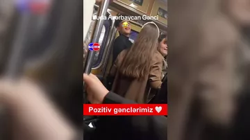 Metroda gənclərdən biabırçı hərəkət