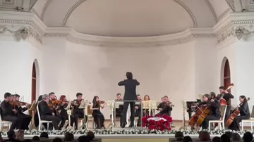 Koreyalı dirijor Jong-hun Bae və Q.Qarayev adına Azərbaycan Dövlət Kamera Orkestrinin
