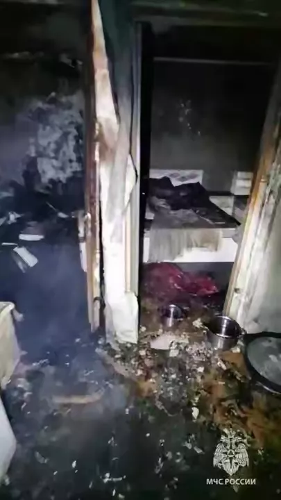 В Нижневартовске оставленный на зарядке пауэрбанк взорвался, когда семья спала