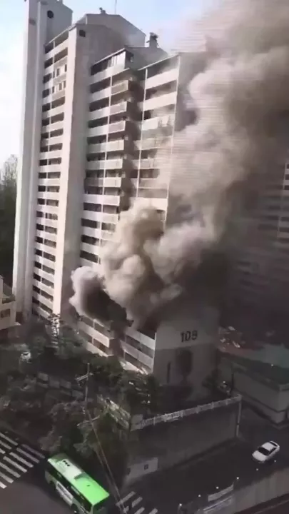 В Сеуле психопат поджёг небоскрёб