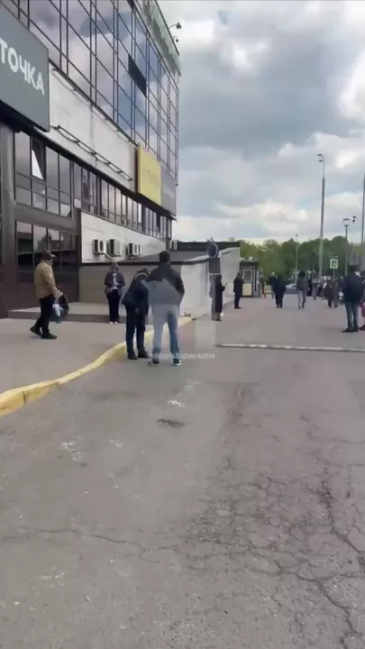 В Москве эвакуировали торговый центр
