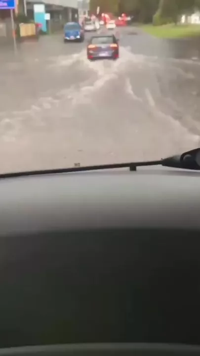 Наводнение в Австралии	2