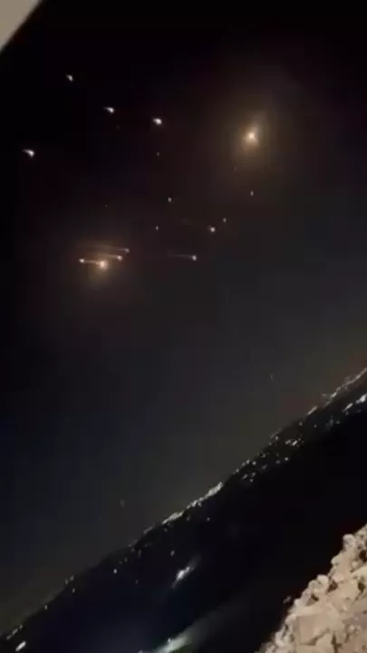 Иран осуществил новый ракетный удар по Израилю-5