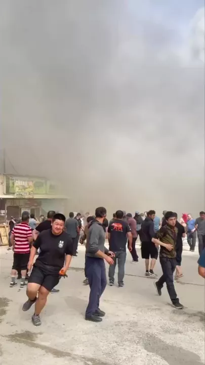 Крупный пожар на овощебазе в Якутске