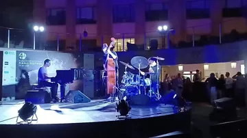 Австрийский джаз под звёздами Баку: Simon Raab Trio