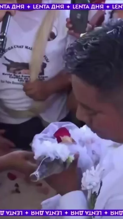 Мэр города женился на самке аллигатора