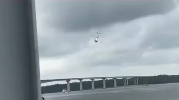 В Малайзии рухнул вертолет