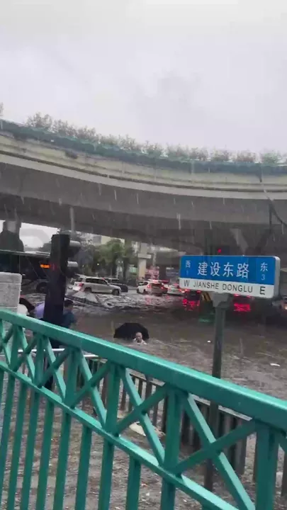 Сильные наводнения в китайской провинции