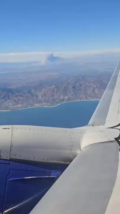 Мощный лесной пожар разбушевался недалеко от Лос-Анджлеса