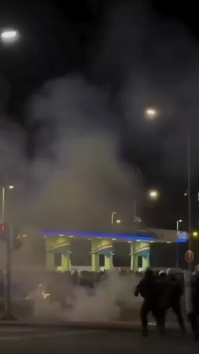 В Сербии продолжаются беспорядки-4