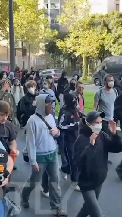 Протесты в Париже переросли в столкновения