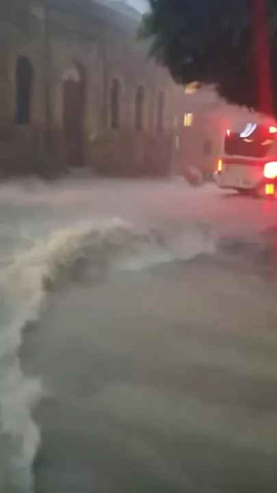 Мощное наводнение парализовало Ибицу и Сицилию 2