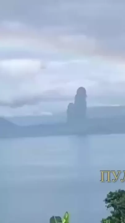 На Филиппинах началось извержение вулкана