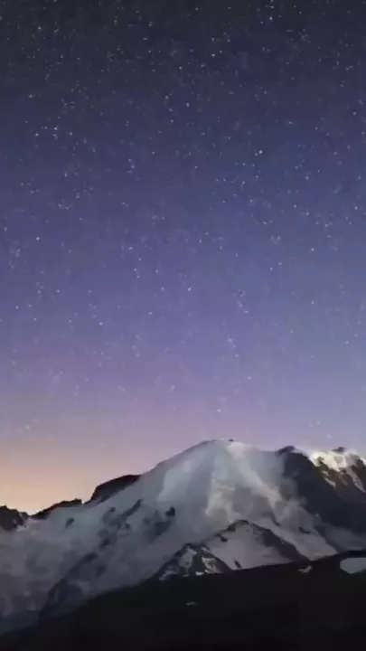 Впечатляющие кадры "проходящего" Млечного Пути