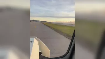 Грузовой самолет потерпел крушение в США-3