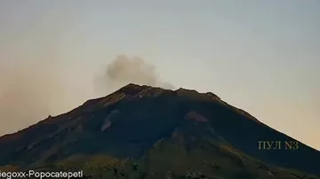 Оранжевый рассвет над Мехико