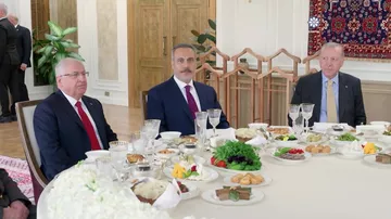 Azərbaycan, Türkiyə və Pakistan liderləri birgə nahar ediblər