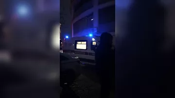 В Москве автомобиль Nissan упал с третьего этажа парковки