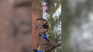 Azərbaycanlı ovçu nəhəng timsahını OVLADI 1