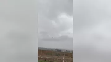 Məşhur futbolçunu gətirən təyyarə çətinliklə eniş etdi