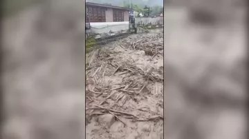 Сход селевого потока в Индонезии