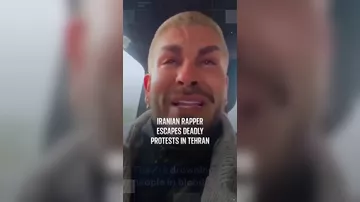 İran üçün ağlayaraq kömək istədi