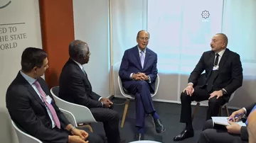 Prezident İlham Əliyev Davosda “BlackRock”un baş icraçı direktoru və “Global Infrastructure Partners” şirkətinin təsisçisi, sədri və baş icraçı direktoru ilə görüşüb