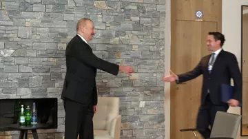 Prezident İlham Əliyev Davosda “Brookfield Asset Management” şirkətinin prezidenti ilə görüşüb