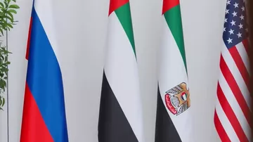 Кадры встречи делегаций РФ, США и Украины в Абу-Даби