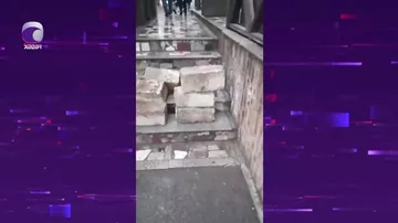 Bakıda restoran piyada keçidini zəbt etdi