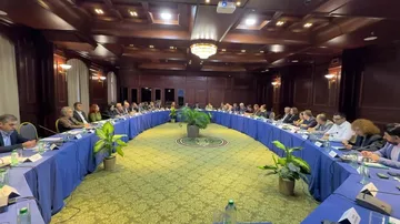 Azərbaycan və Ermənistan vətəndaş cəmiyyətlərinin nümayəndələrinin iştirakı ilə ikitərəfli dəyirmi masa müzakirələri davam edib