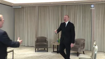 Prezident İlham Əliyev Münxendə Bundestaqın xarici siyasət komitəsinin sədri ilə görüşüb