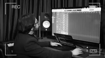 “Səni axtara-axtara”  Rəşid Behbudov adına Azərbaycan Dövlət Mahnı Teatrı təqdimatı