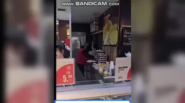 “Araz” marketdə kiflənmiş məhsullar satışa çıxarılır