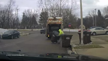 Скрывающегося от полиции преступника нашли в мусорном баке