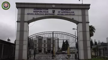 Azərbaycan vətəndaşlarının İrandan təxliyəsi davam edir (1)