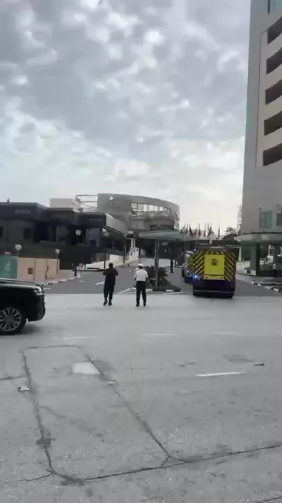 Иран нанес удар по отелю Crown в Манаме