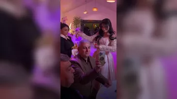 Naibə Allahverdiyevanın qızı nişanlandı