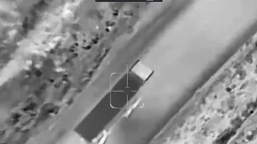 İsrail hava qüvvələrinin gecə əməliyyatlarının görüntüləri yayılıb