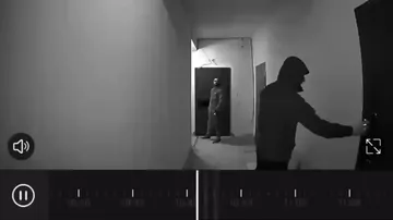 Mənzillərə oğurluq məqsədilə daxil olmağa cəhd edən şəxs saxlanılıb