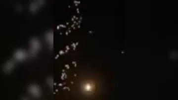 Иран запустил на Израиль кассетные боеприпасы