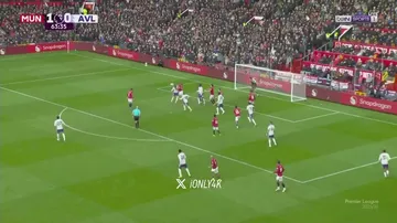 "Манчестер Юнайтед" нанес "Астон Вилле" третье поражение подряд - 1