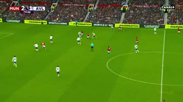 "Манчестер Юнайтед" нанес "Астон Вилле" третье поражение подряд - 3